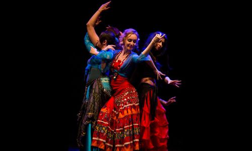 insegnanti danze dal Mondo