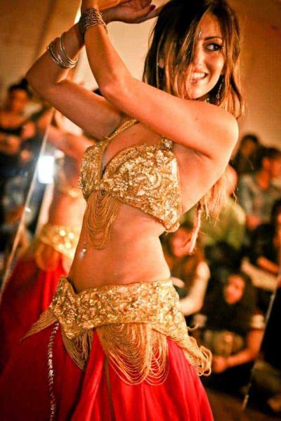 Jenny spallina insegnante e ballerina di danza del ventre alla Phoenix Studio Dance